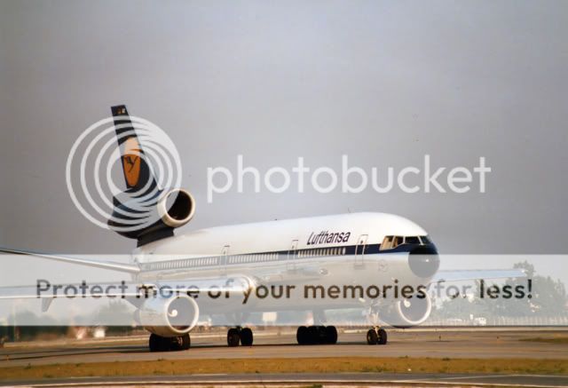 http://i457.photobucket.com/albums/qq293/Jetmech_photos/87E28-DC10-30-D-ADAO-MIA-30Apr87.jpg