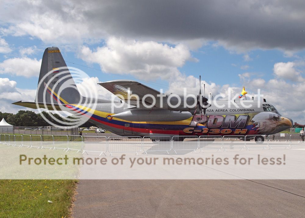 http://i457.photobucket.com/albums/qq293/Jetmech_photos/Farnborough%202012/P7111318.jpg