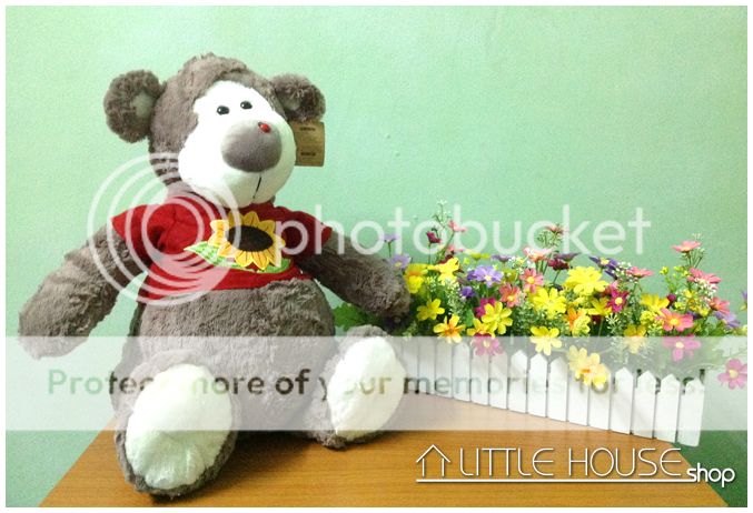 Little House Shop: chuyên các mặt hàng gấu teddy: thú nhồi bông,móc khóa gấu,quần áo cho teddy...