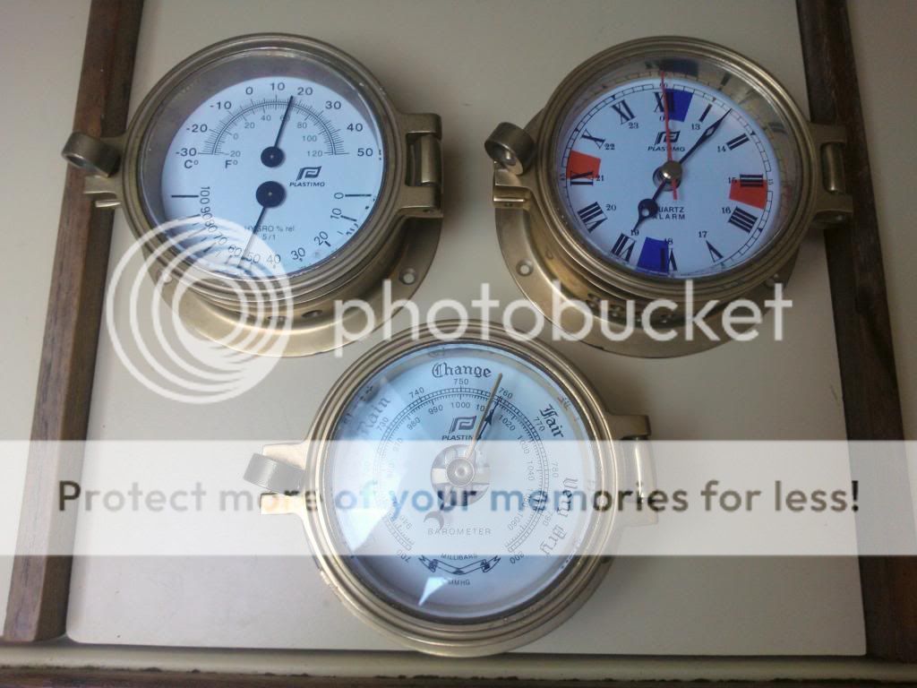 Plastimo brass clock, barometer and thermometer / hygrometer (3