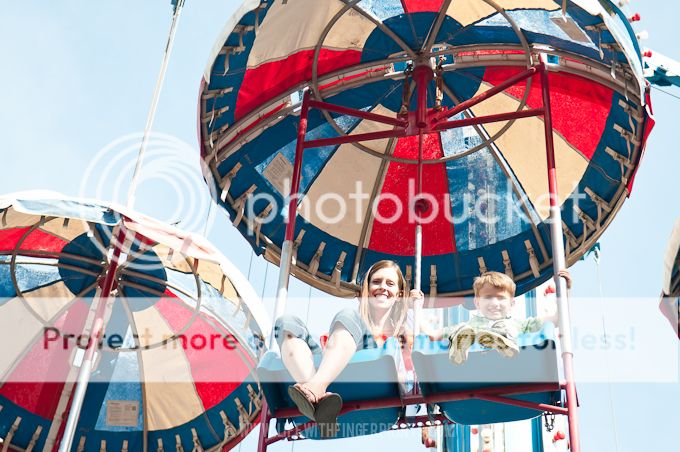 Life with Fingerprints: Spring break in Arizona. Scorpion Hunting, Riverview Park, Enchanted Island, Swimming Pools, Nordstrom Last Chance, Spring Training Baseball