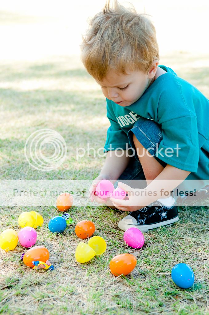 Life with Fingerprints: Ridge Run neighborhood party - nickel walk, breakfast and egg hunt