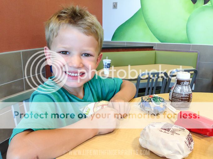 Life with Fingerprints-2214 photo LifewithFingerprints-2214.jpg