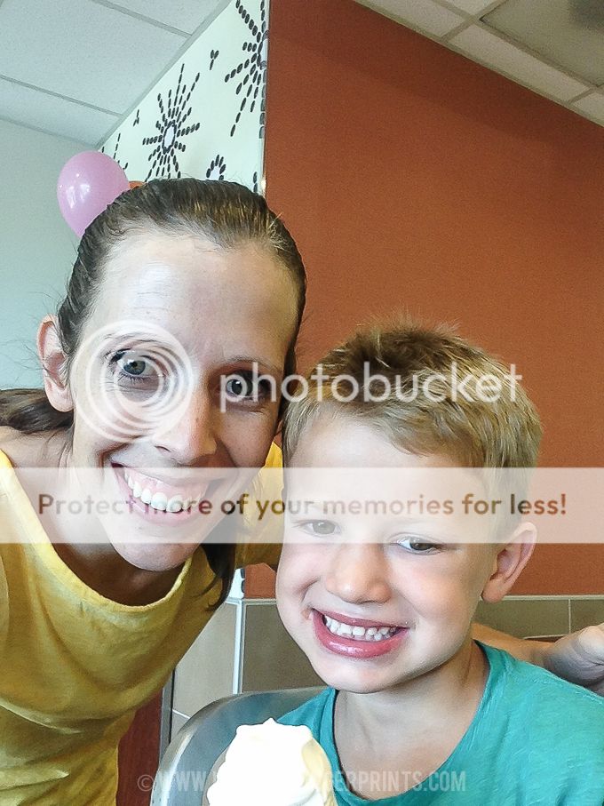 Life with Fingerprints-2215 photo LifewithFingerprints-2215.jpg